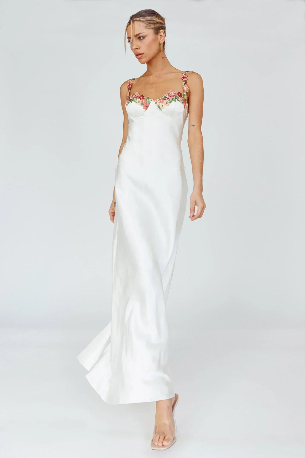 Robe midi Rose Garden en applique florale, couleur huître