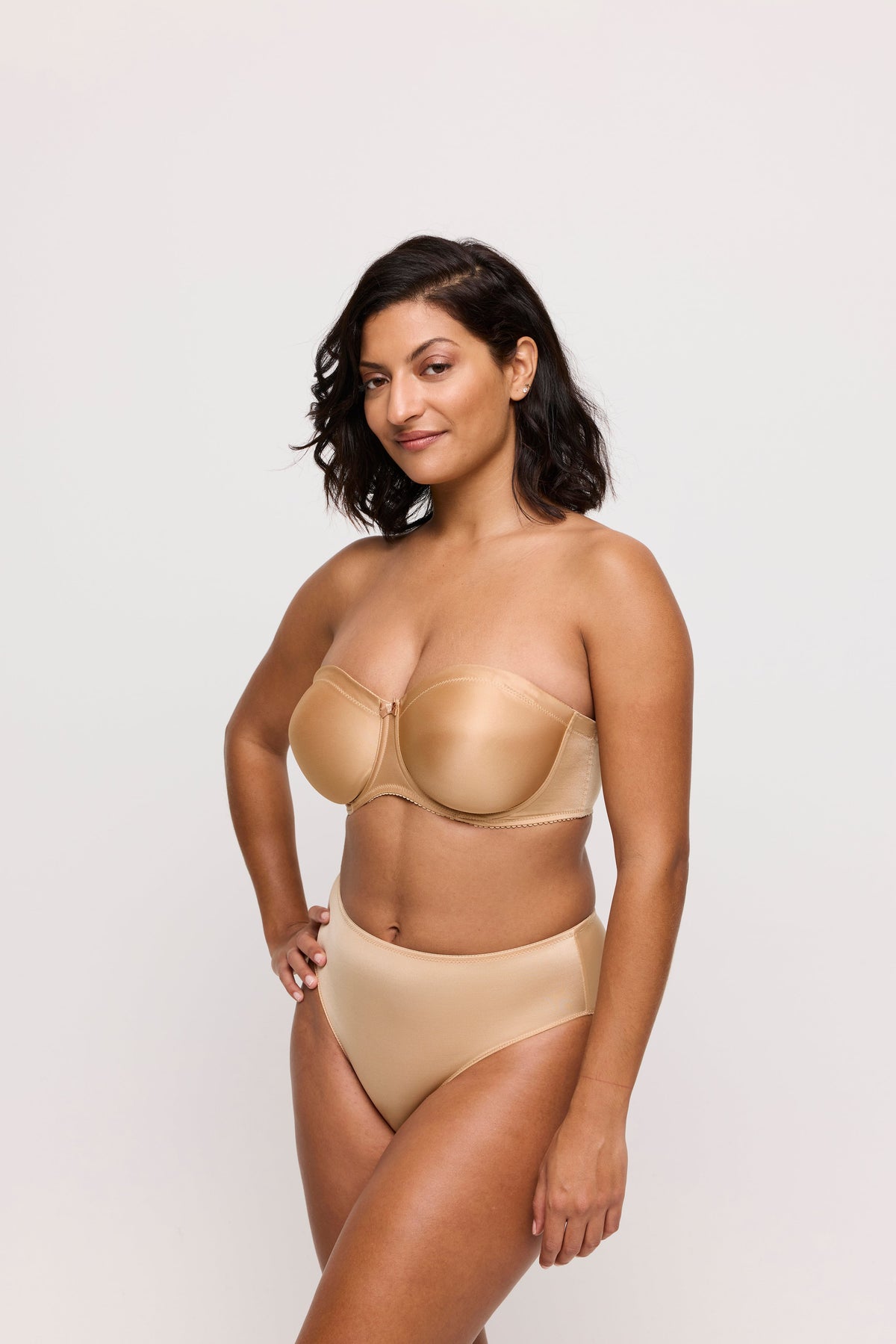 Primadonna Satin