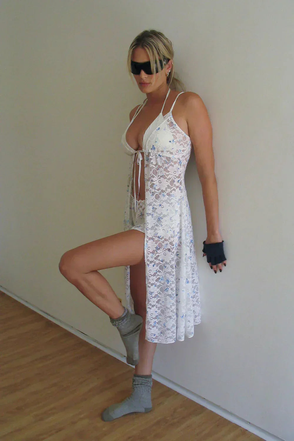 Robe midi en dentelle Lucinda - Chaussons de verre