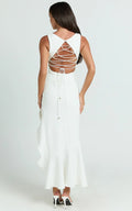Robe longue Luiza – Robe blanche à corset et ourlet volanté