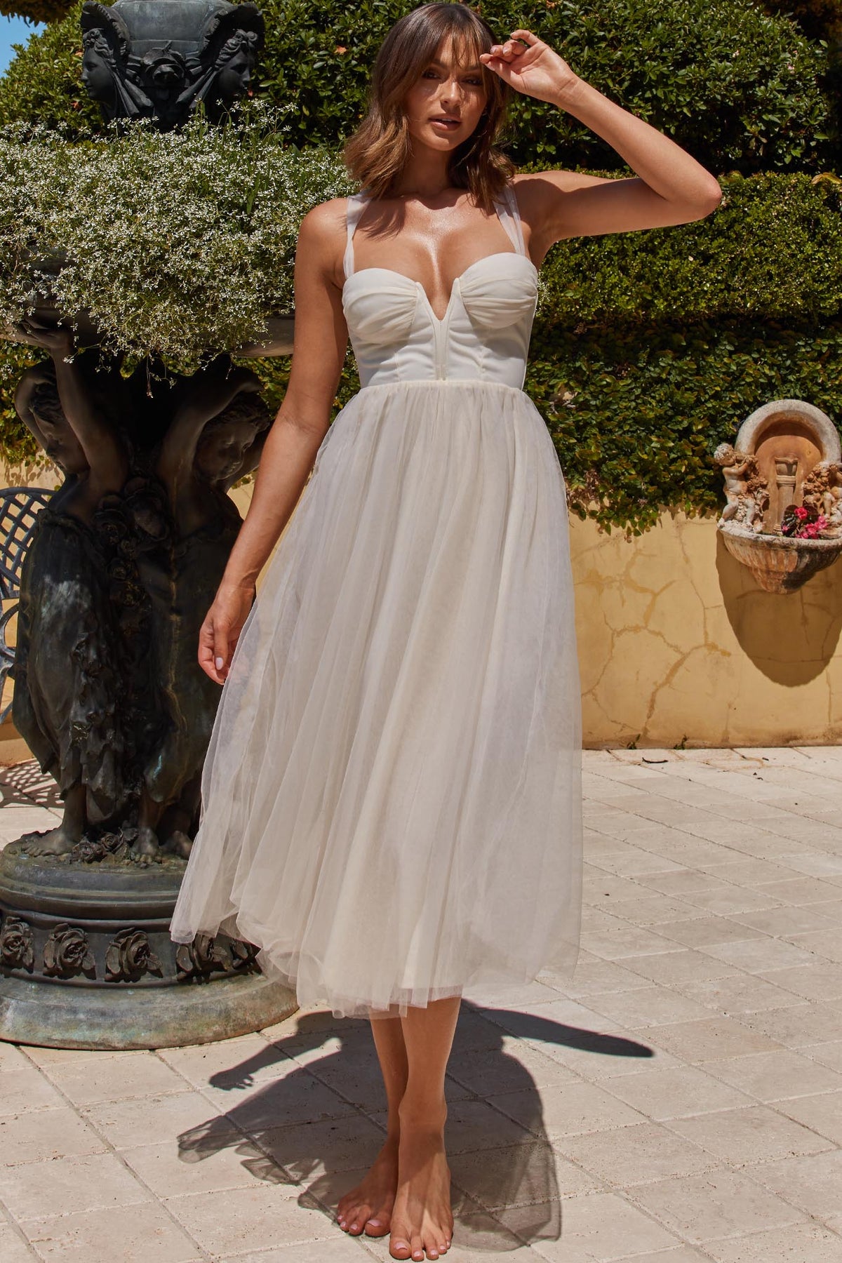 Robe midi en tulle à lacets dos nu Surreal couleur beurre