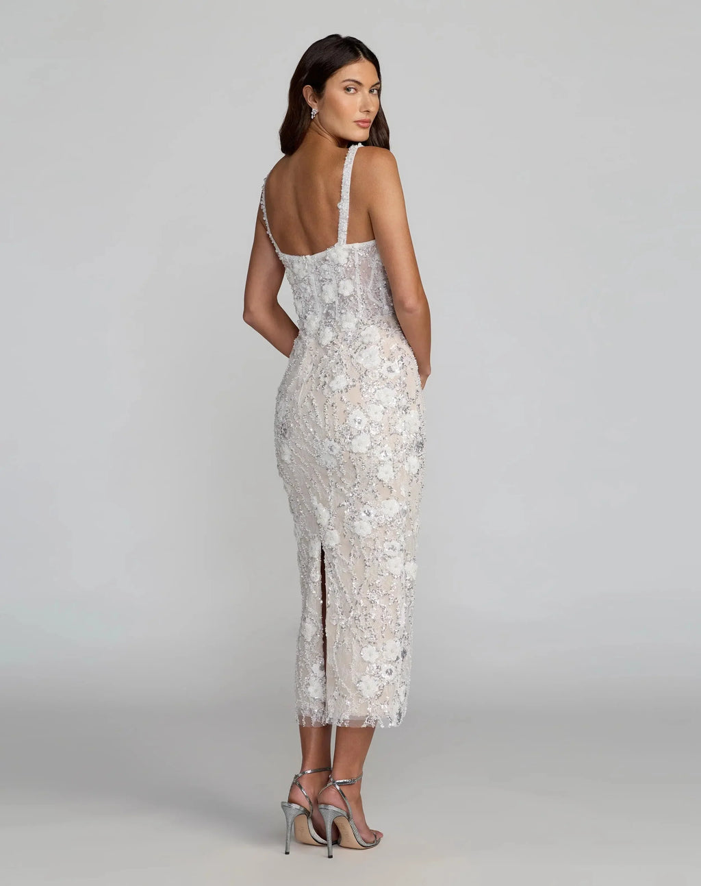 Robe midi sans manches en dentelle ornée ivoire