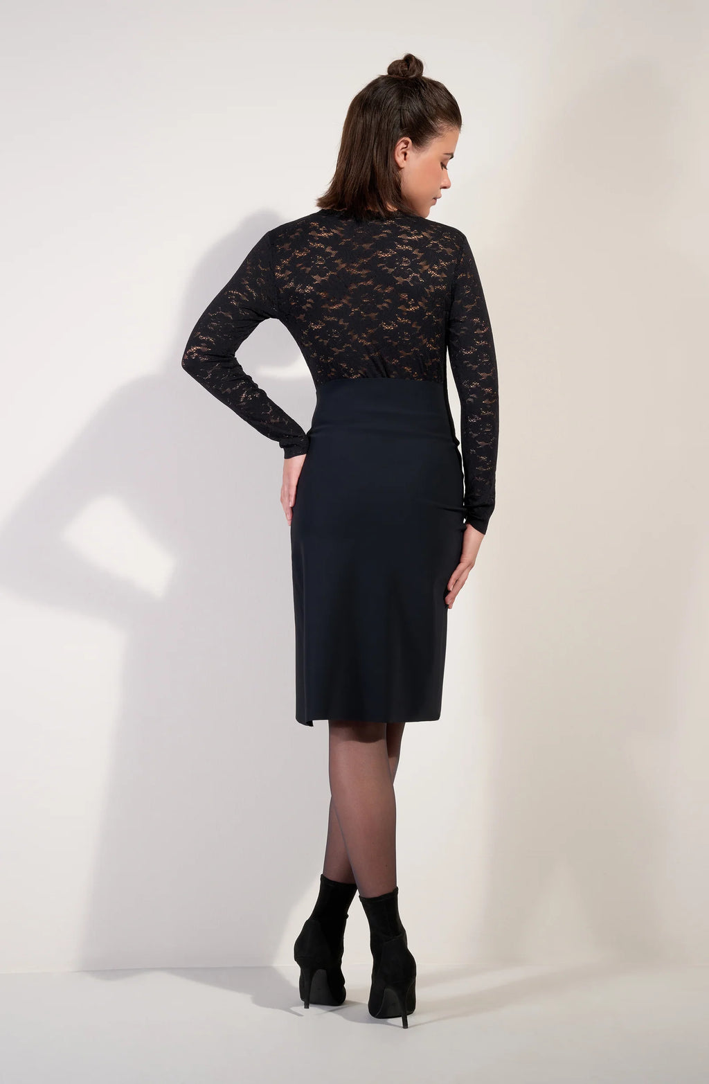 yonha High-waisted Sand tulip skirt