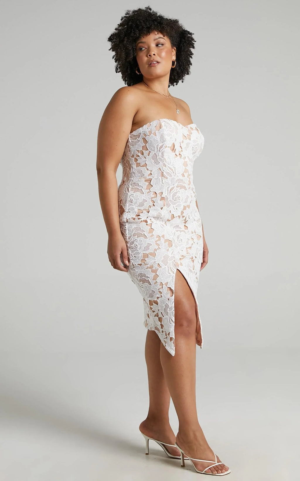 Robe midi Lace To Lace – Robe moulante bustier en dentelle blanche
