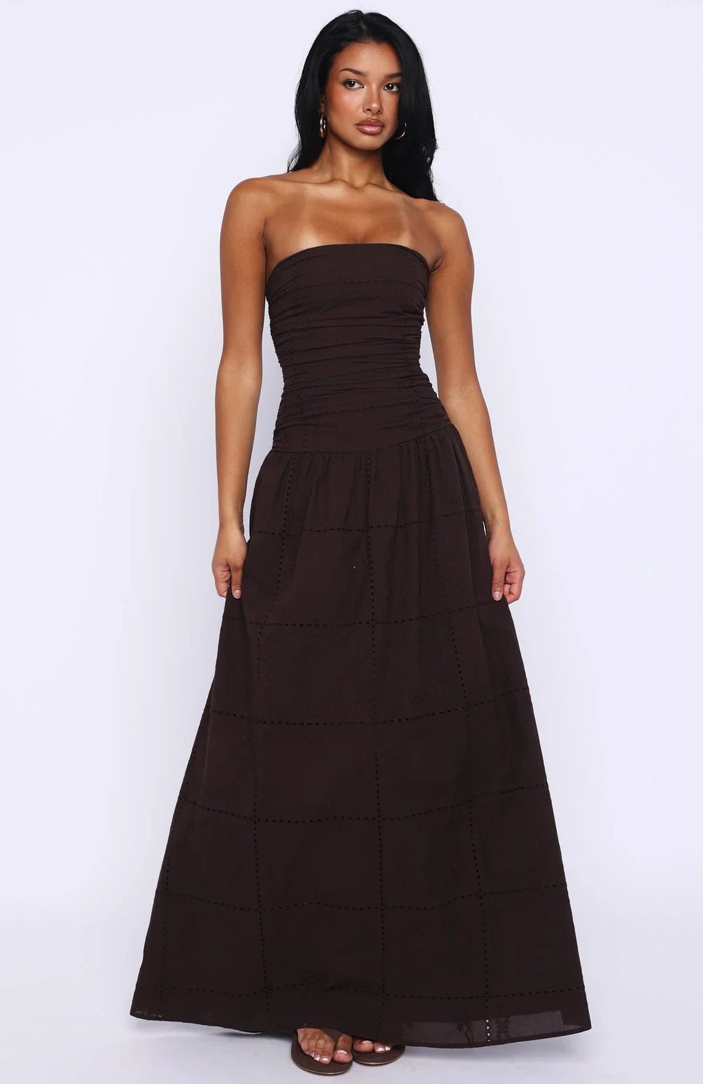 Robe longue bustier en broderie anglaise Bittersweet Babe – Chocolat