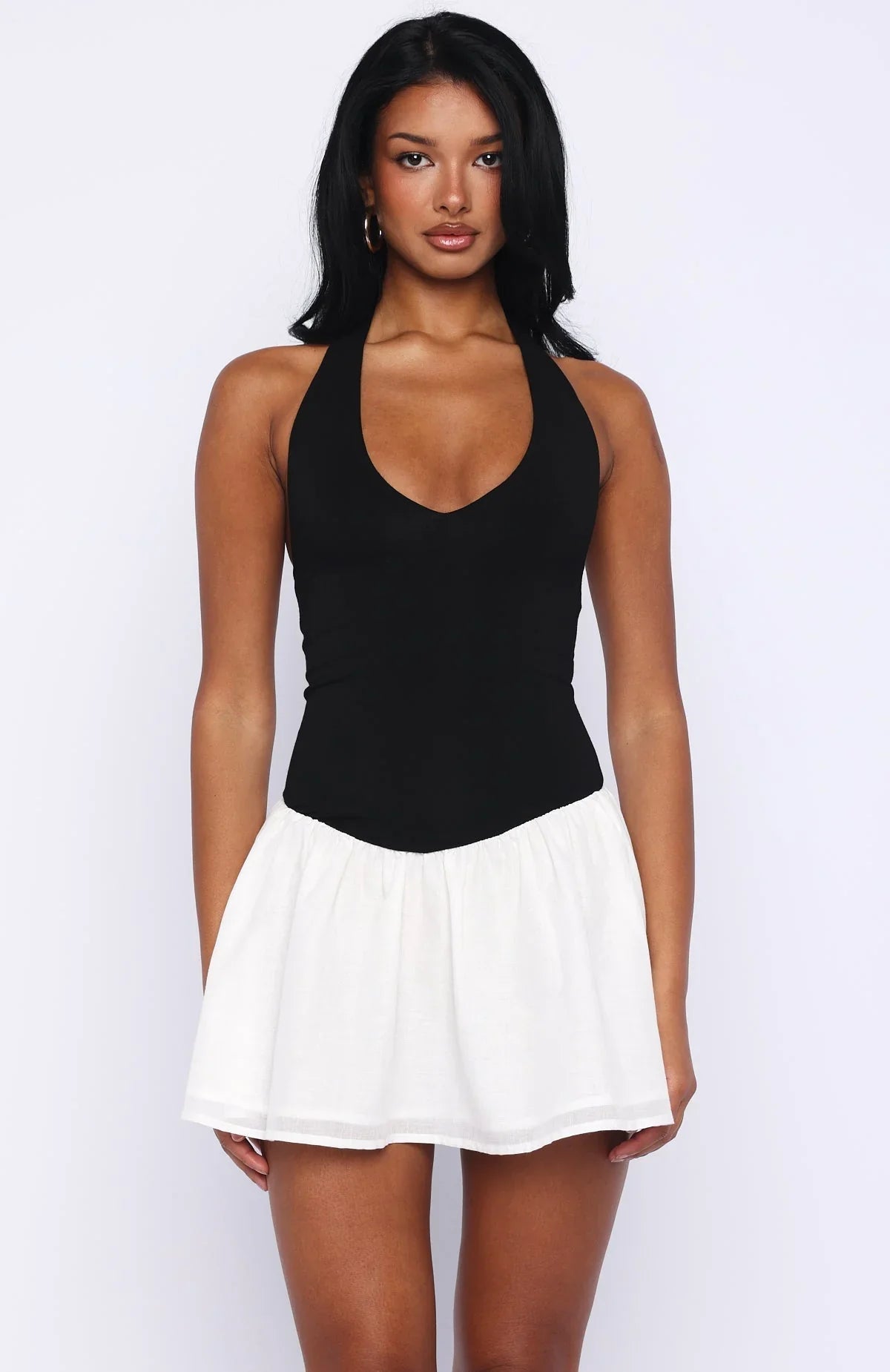 Mini-robe dos nu « She's Untouchable » noire et blanche