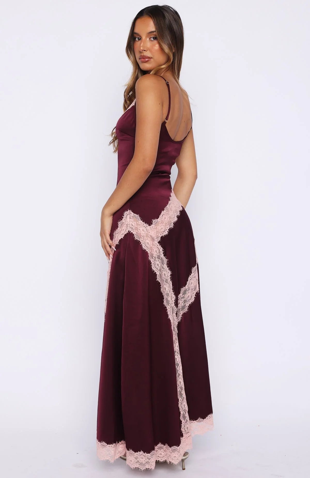 Robe longue en satin Powerful Pose Prune/Rose layette