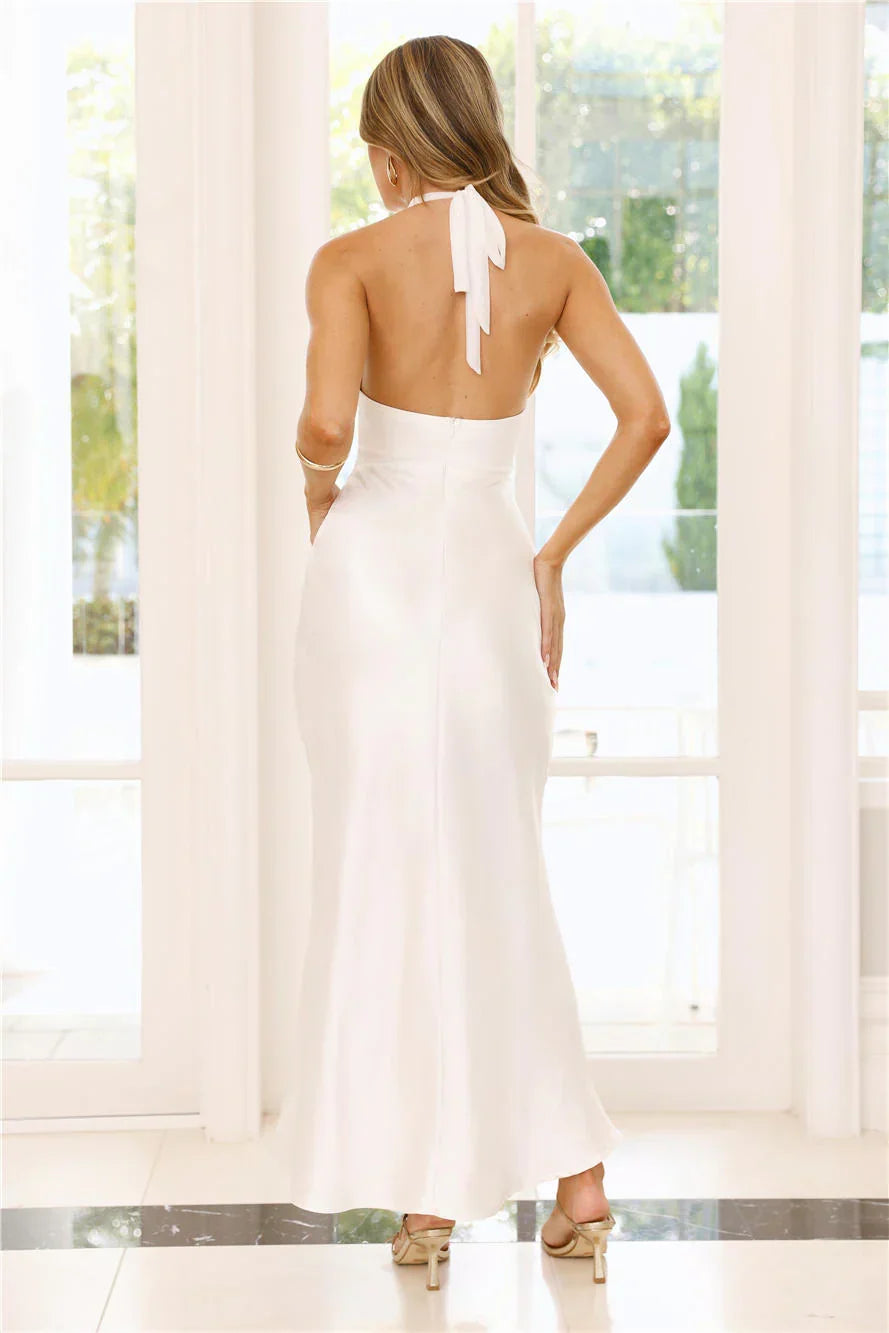 Robe longue Dream Design en satin et à licou, blanche