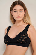 giu Black sports bra