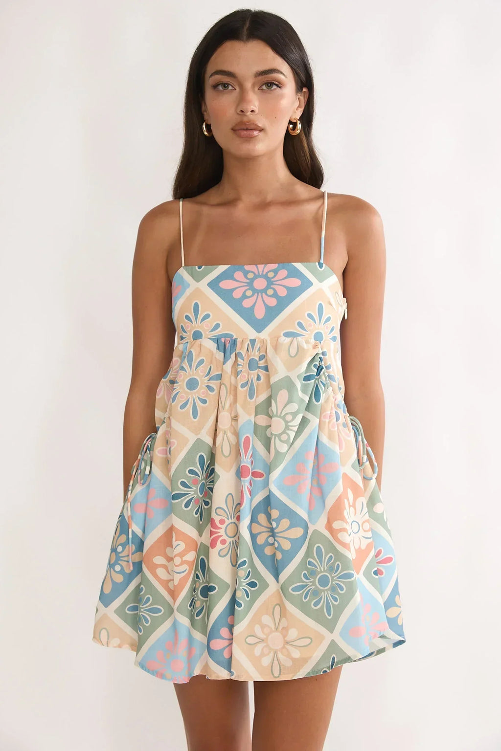 Mini-robe babydoll Terenza à dos noué, Vert Multicolore