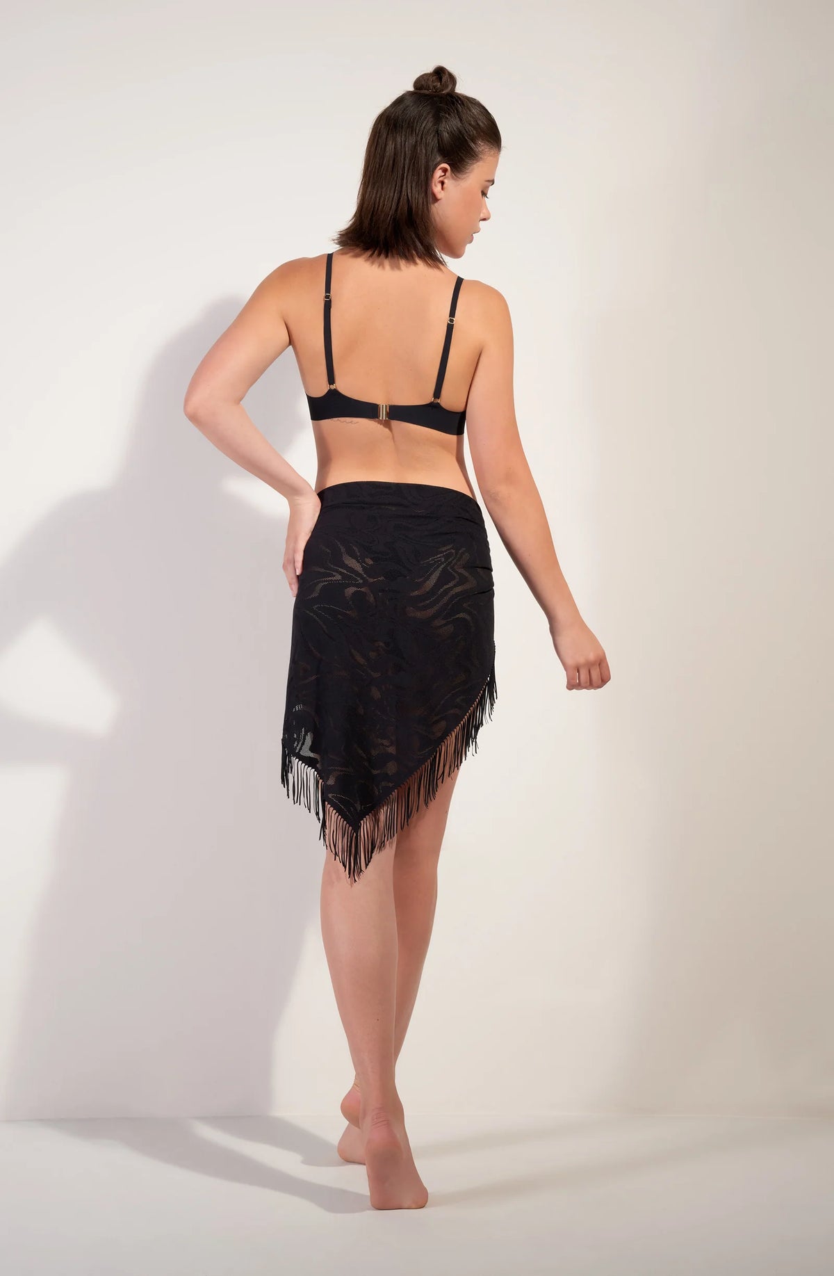 Paréo à franges en dentelle noire Trudy