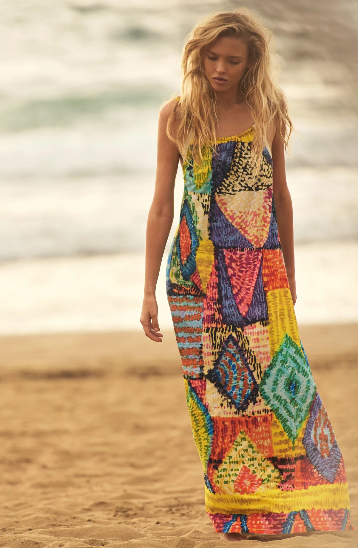 Robe longue noire à dos nu en voile extensible Licie