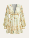 Mini-robe volantée en mousseline semi-transparente à imprimé floral