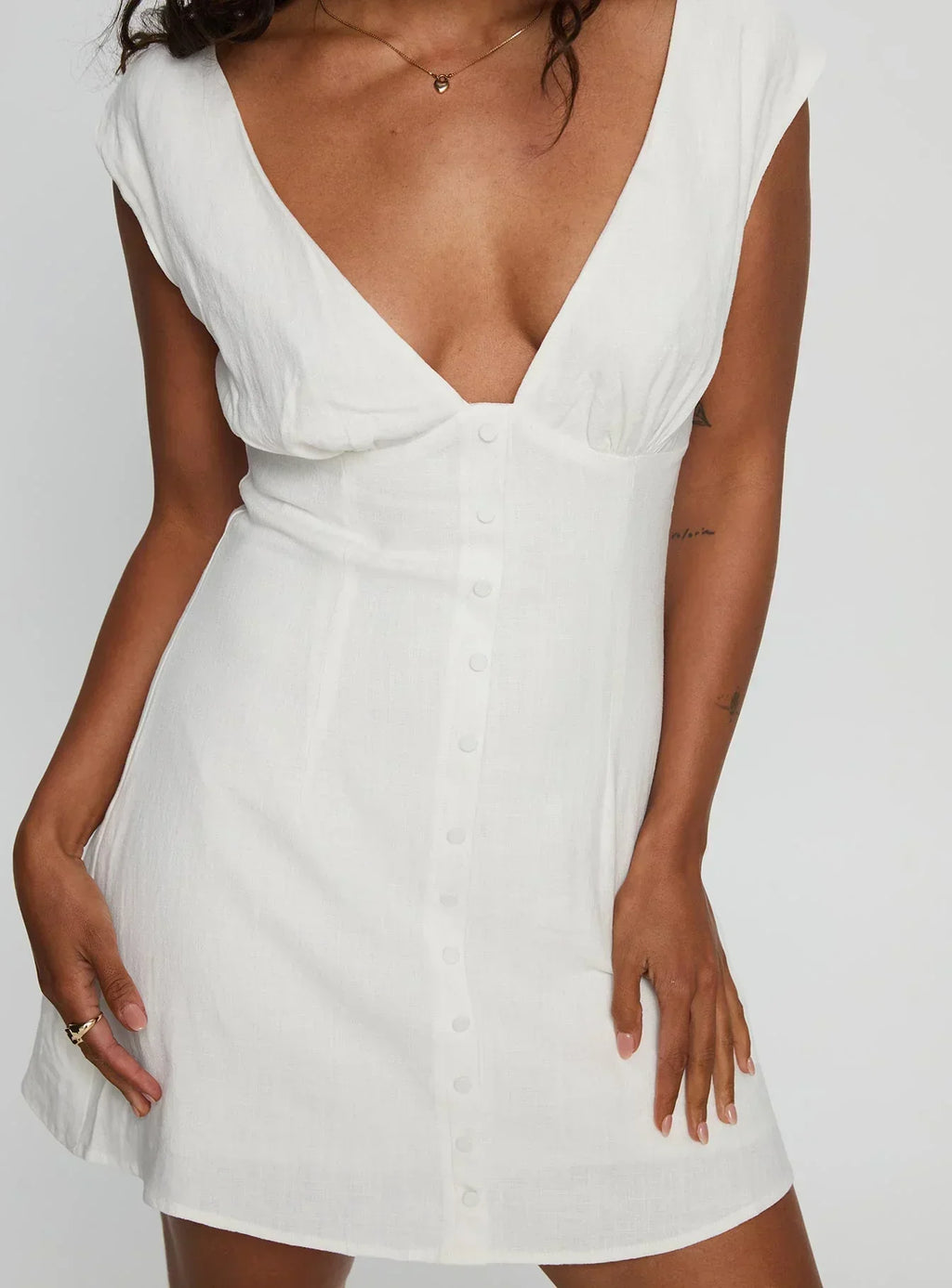Mini-robe en lin Lover Like Me blanche
