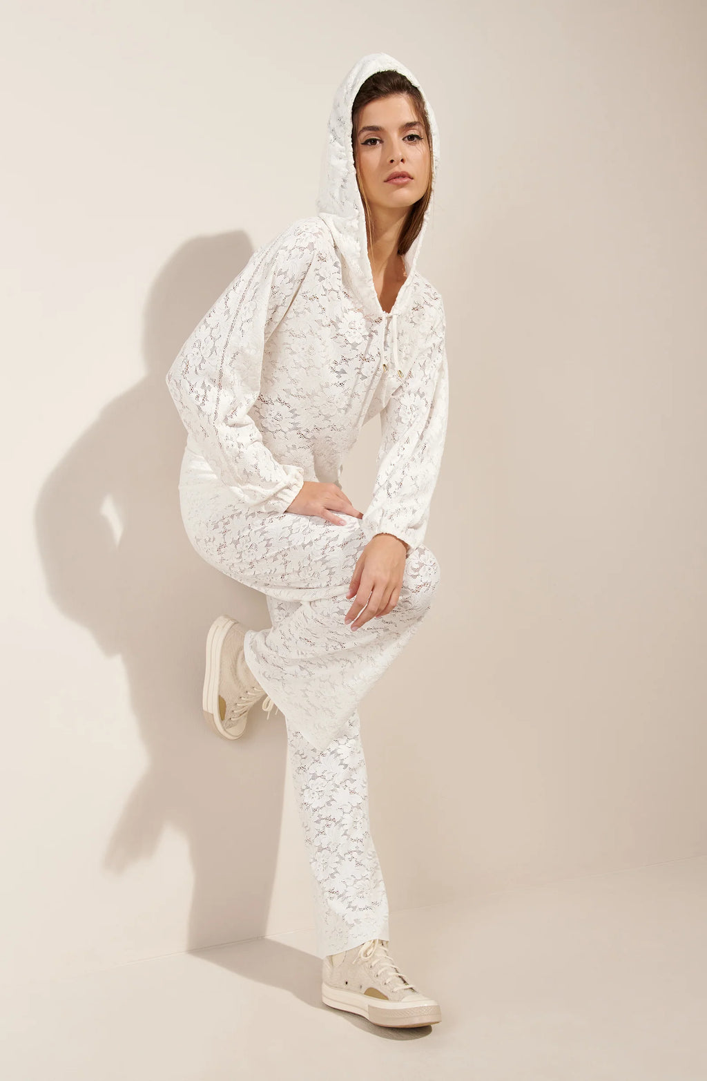 Pantalon droit en mousse Paige blanc et dentelle Lurex