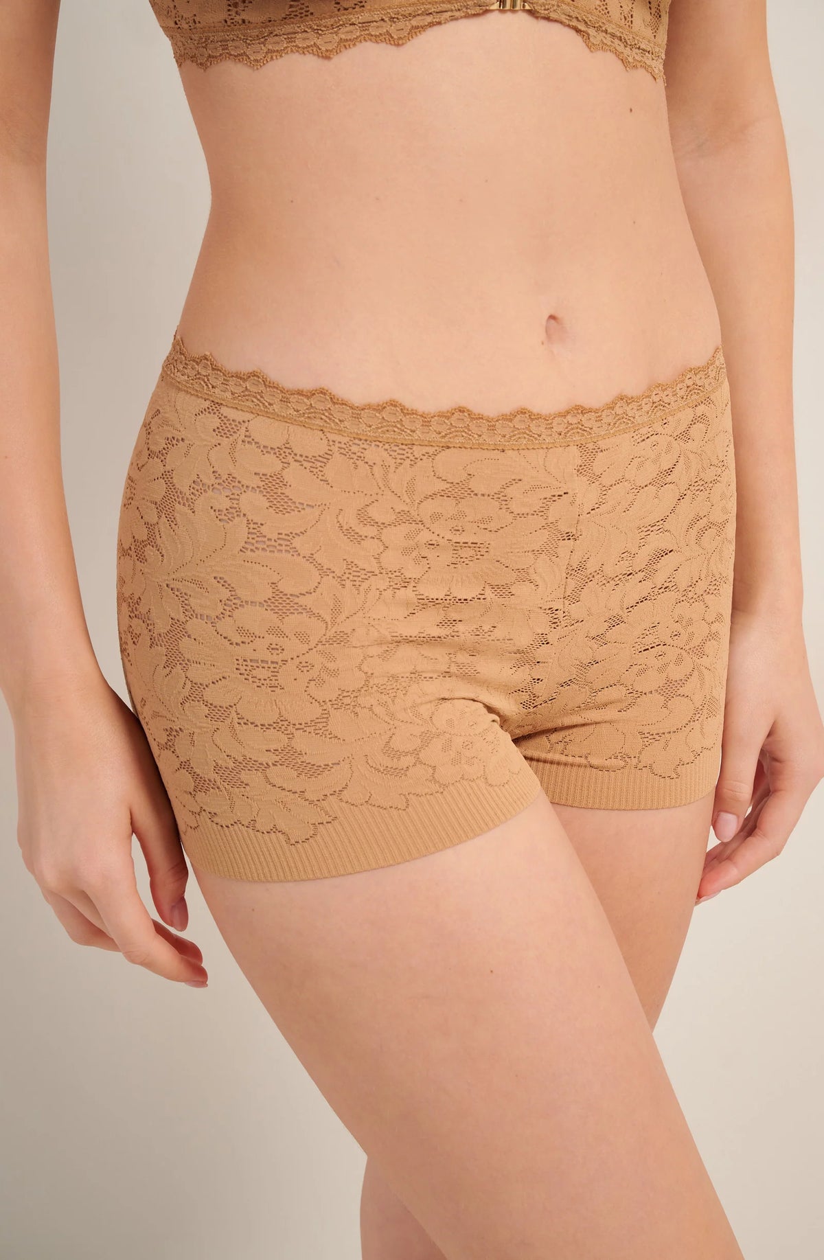 bobby Biscuit lace boyshorts