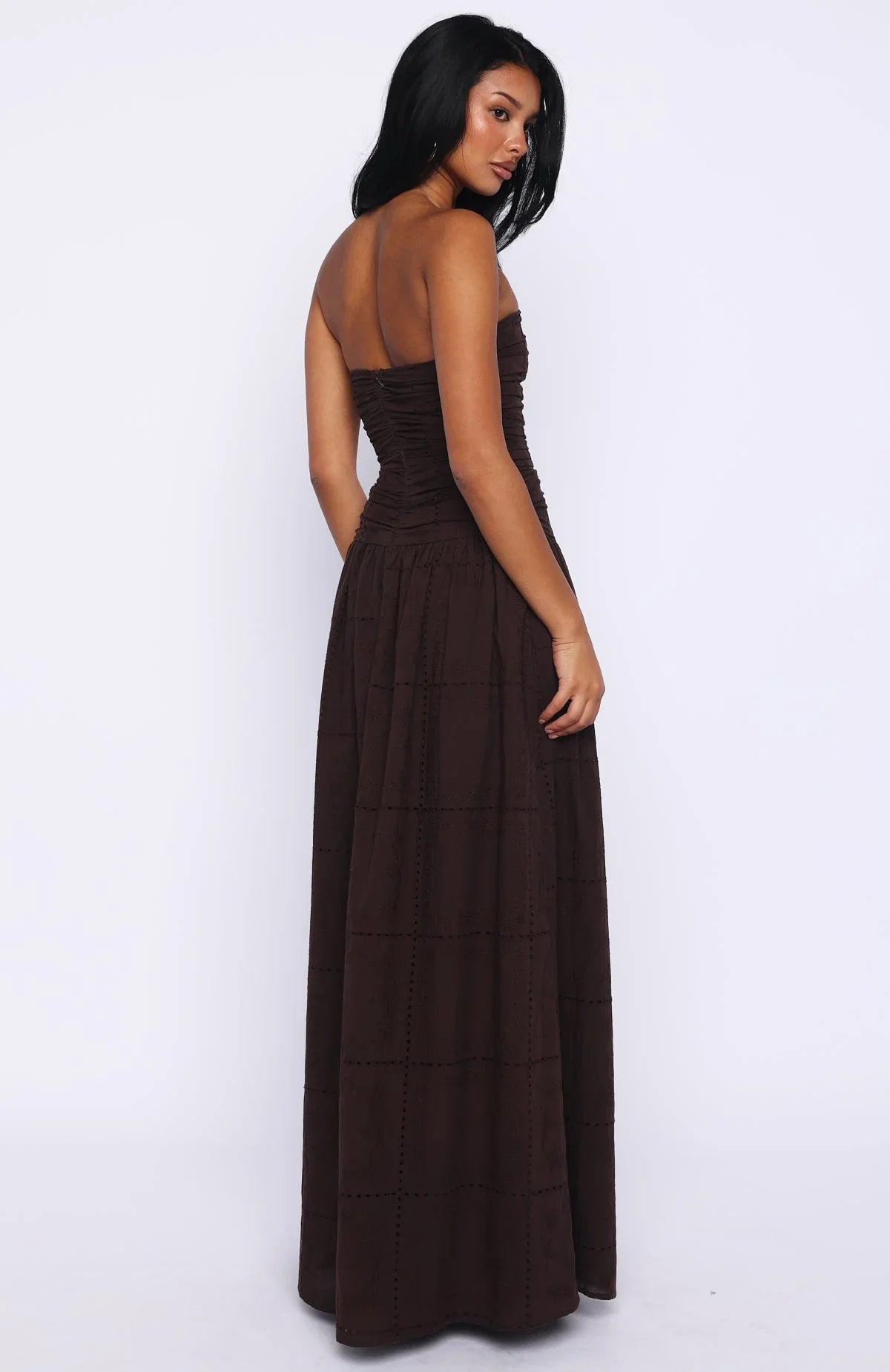 Robe longue bustier en broderie anglaise Bittersweet Babe – Chocolat