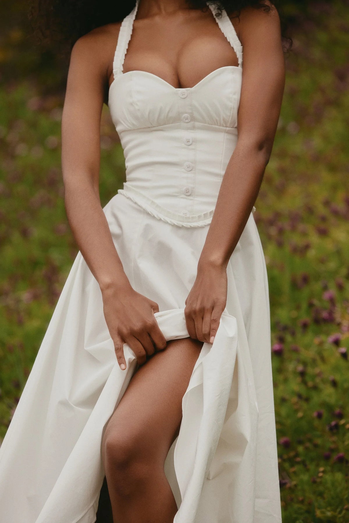 robe midi blanche en coton stretch à licou
